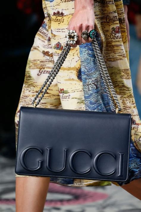 gucci collezione inverno 2016|gucci handbags new collection 2017.